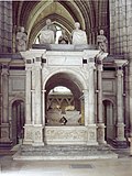 Надгробие Франциска I и Клод Французской. Архитектор Ф. Делорм, скульптор П. Бонтан. 1558. Базилика Сен-Дени, Париж