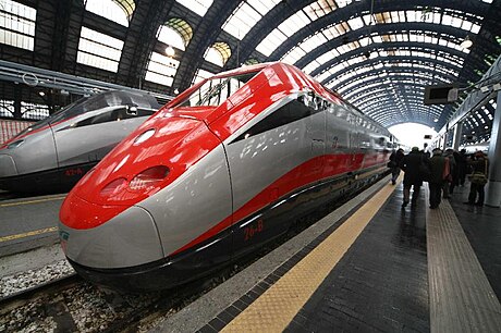 File:Frecciarossa.JPG