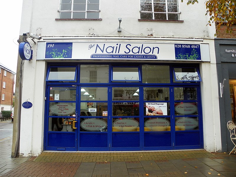 File:GOC Kew to Osterley 066 Nail Salon (11174952723).jpg