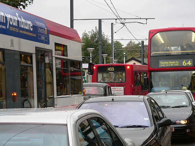 File:Gb-tramlink-croydoncentre-04.jpg