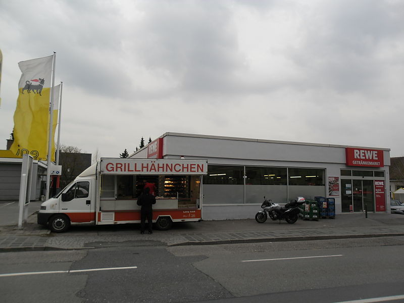 File:Getränkemarkt Radmeisterstraße 3.JPG