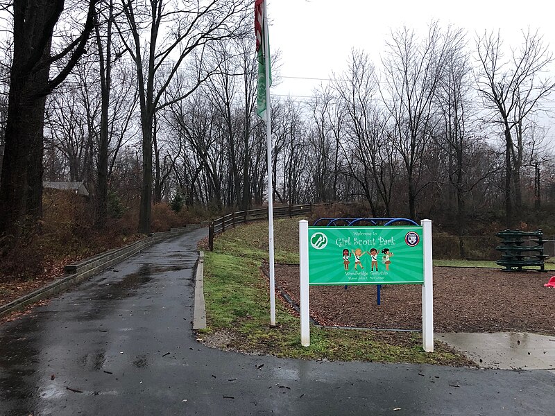 File:Girl Scout Park Woodbridge NJ.jpg