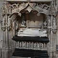 Grafmonument van Margaretha van Bourbon in het klooster