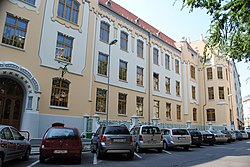 High school in Bratislava, Slovakia (Gamca) Gymnazium Grosslingova.jpg