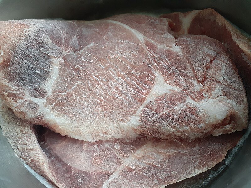 File:HK food ingredient red meat frozen pork chop raw butt steak October 2021 SS2 008.jpg