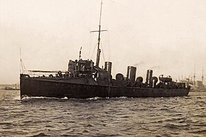 HMS Spiteful в пути.jpg