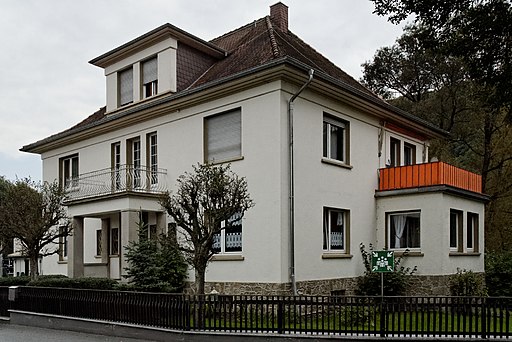 Haus Seltersweg in Loehnberg, von Westen