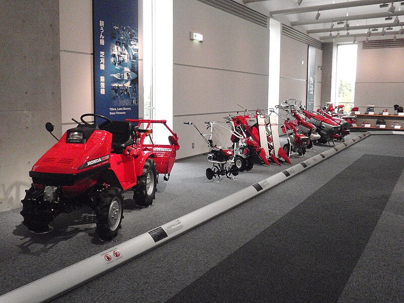 File:Honda agricultural machines (3720654820).jpg