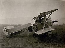 Flying ace Raoul Stojsavljevic in 1917 Hptm.R.Stoisavljevic mit Kampfeinsitzer. (14-9.1917.) (BildID 15802162).jpg