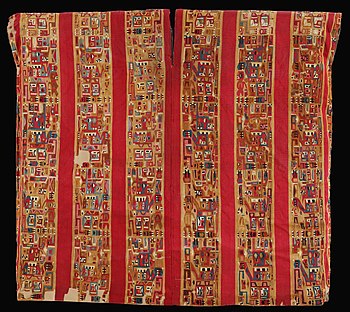 Huari style - Unku textile with designs of stylized figures Huari style - Unku with designs of stylized figures - Google Art Project.jpg
