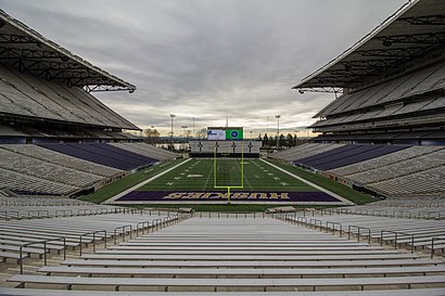 Cómo llegar a Husky Stadium en transporte público - Sobre el lugar