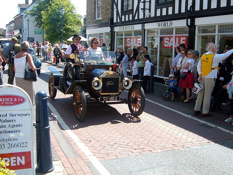 File:Hythe Festival - Ford T - geograph.org.uk - 2294363.jpg