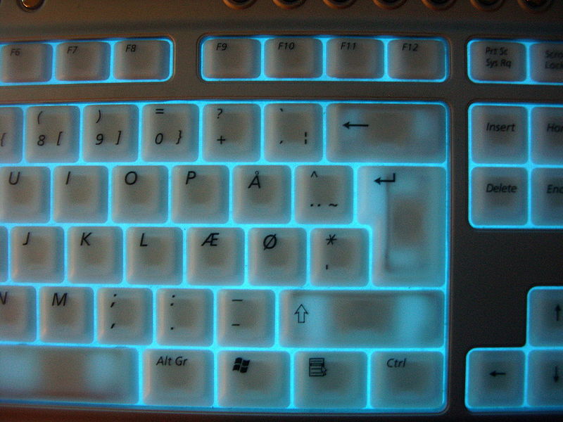 File:Illuminated keyboard.jpg