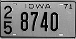 Iowa 1971 registarska tablica - broj 25 8740.jpg