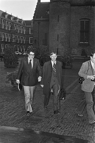 File:Kabinetsformatie Van Thijn (l) en Van Agt, Bestanddeelnr 929-3756.jpg