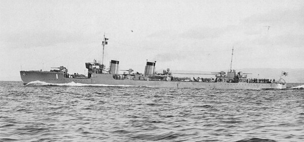 Kamikaze underway on 23 December 1922.