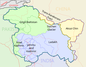 Mapa de Caxemira com a área de facto do estado de Jamu e Caxemira a azul. As áreas a verde estão sob administração paquistanesa e as áreas a amarelo sob administração chinesa