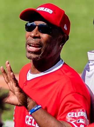 <span class="mw-page-title-main">Kenny Lofton</span> American baseball player