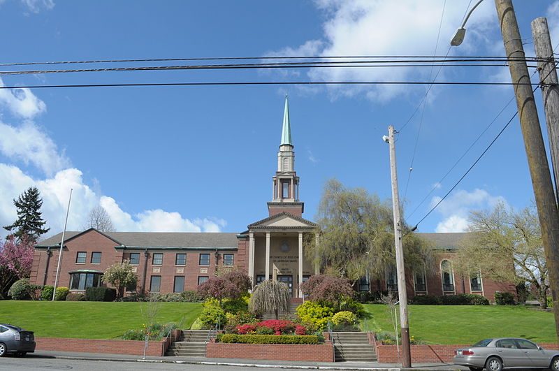 File:LDS Seattle North Stake meeting house 01.jpg