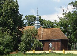 Dřevěný farní kostel sv. Máří Magdalény, postavený 1784.
