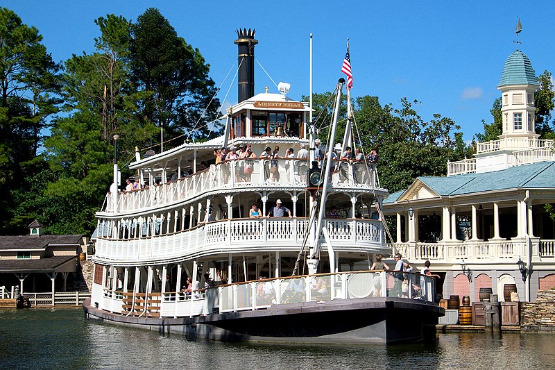 File:Liberty Square Riverboat.jpg