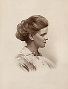 Lillian Feickert c. 1912