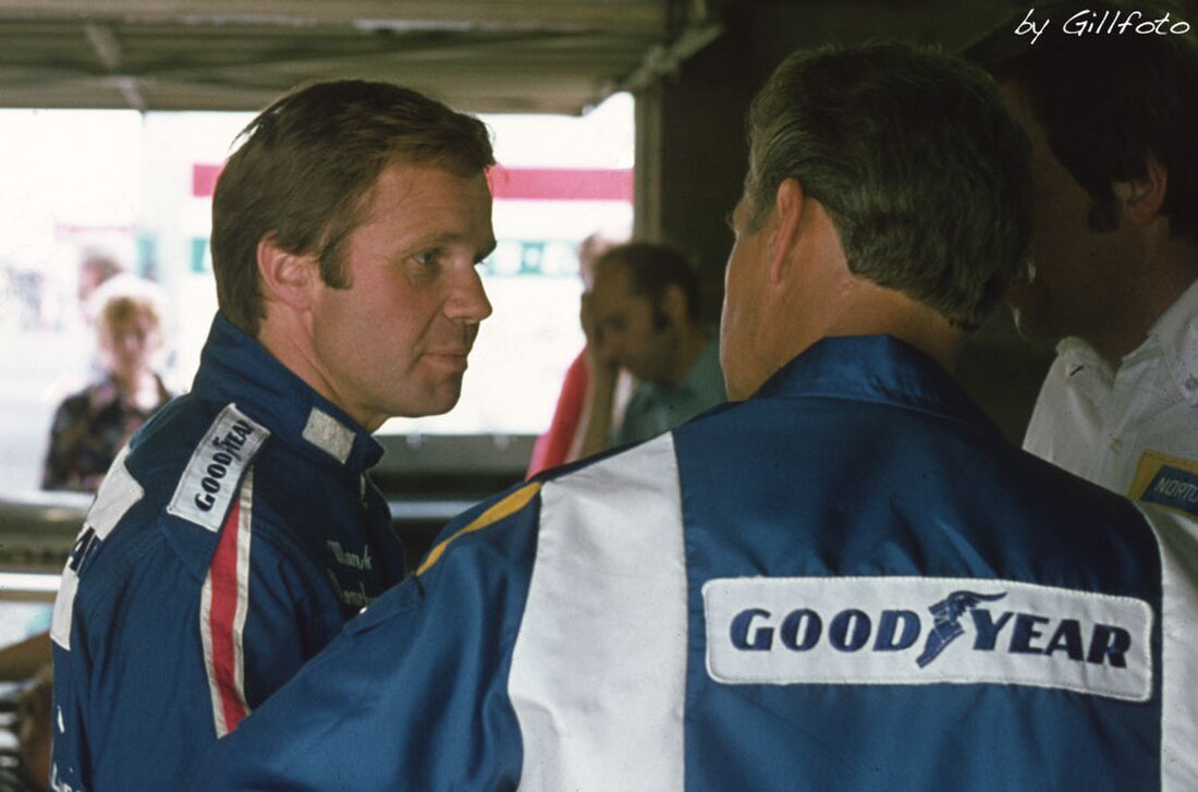 File:Mark Donohue JPGP S 75.jpg