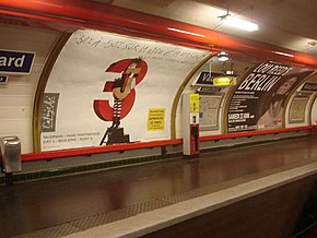 Pařížské metro - Ligne 12 - stanice Vaugirard.jpg