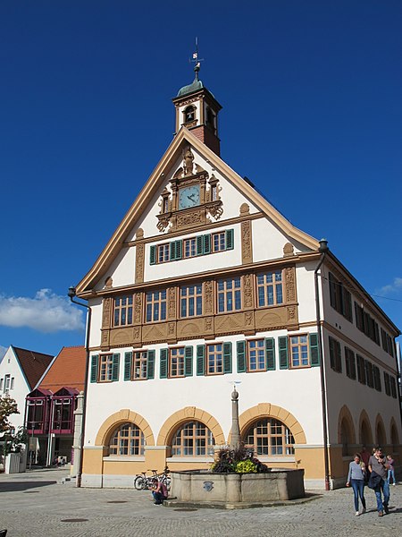 File:Metzingen, Rathaus (01).jpg