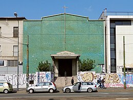 Milano - chiesa di San Pio X - facciata.jpg