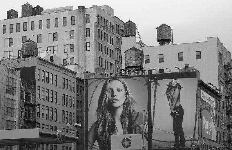 Ficheiro:NYBeautifulWaterTowers.jpg