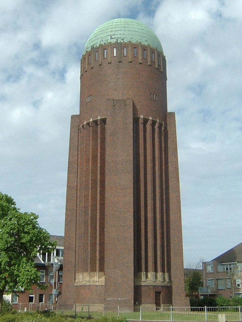 800px-Naaldwijk_watertoren.jpg