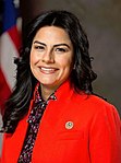 Nanette Barragan resmi potret (dipotong).jpg