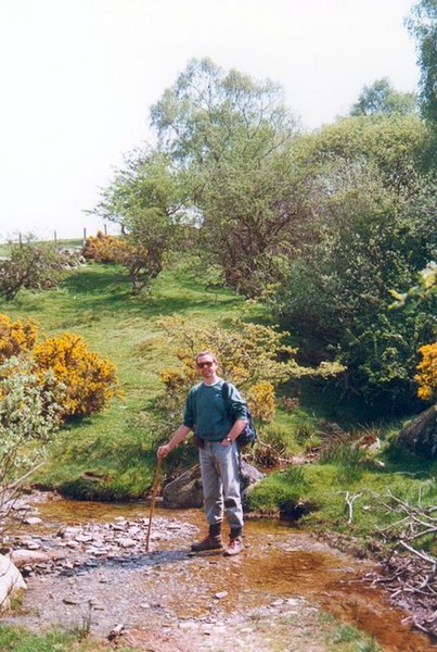 File:Nant y Brain near Llandrillo - geograph.org.uk - 298037.jpg