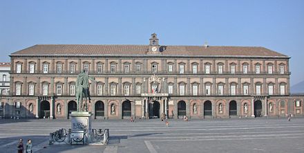 Palau Reial de Nàpols, fet construir el 1603 pel virrei Fernando Ruiz de Castro