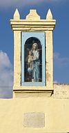 Niche of the Madonna of the Rosary, Munxar, Gozo.jpg