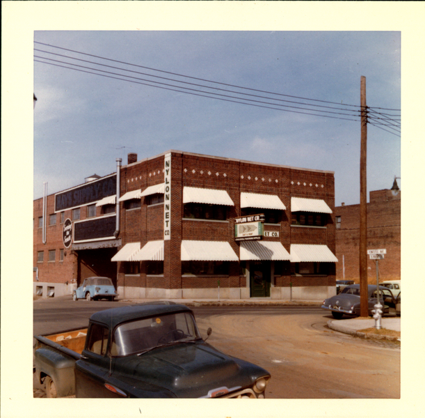 File:Nylon Net building, South Main Street & Pontotoc Ave; Memphis Tennessee.png