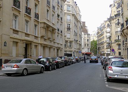 Comment aller à Rue Pérignon en transport en commun - A propos de cet endroit