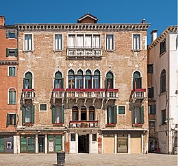 Palais Vitturi (Venise) .jpg