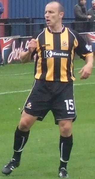 <span class="mw-page-title-main">Paul Carden</span> English footballer