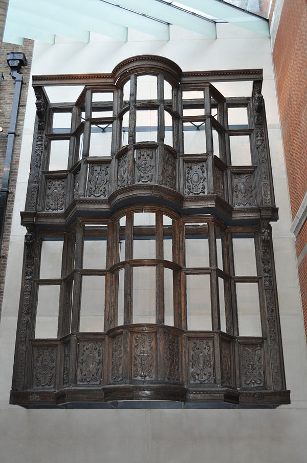 The frontage of Paul Pindar's house on Bishopgate is preserved in the Victoria and Albert Museum.