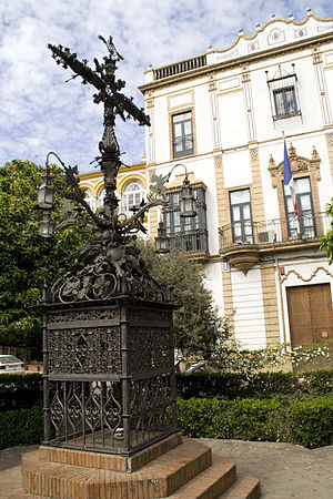 Plaza de Santa Cruz 2.jpg