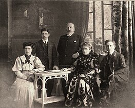 Богатая понтийская греческая семья в Женеве.