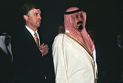 Dan Quayle: Familie, oppvekst og utdannelse, Tidlig politisk karrière, Visepresident 1989–1993