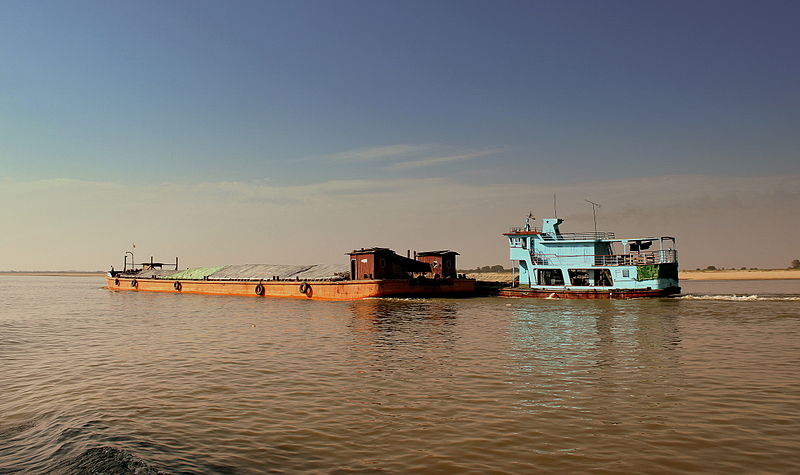 File:RIVER FERRY JOURNEY FROM BAGAN TO MANDALAY ON THE IRRAWADDY RIVER MYANMAR FEB 2013 (8542381504).jpg