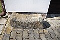 English: Ritual stone near Chapel in Kojatín. Čeština: Obřadní kámen u kaple Panny Marie v Kojatíně.