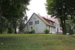 English: Manor in Rogale. Polski: Dwór we wsi Rogale.