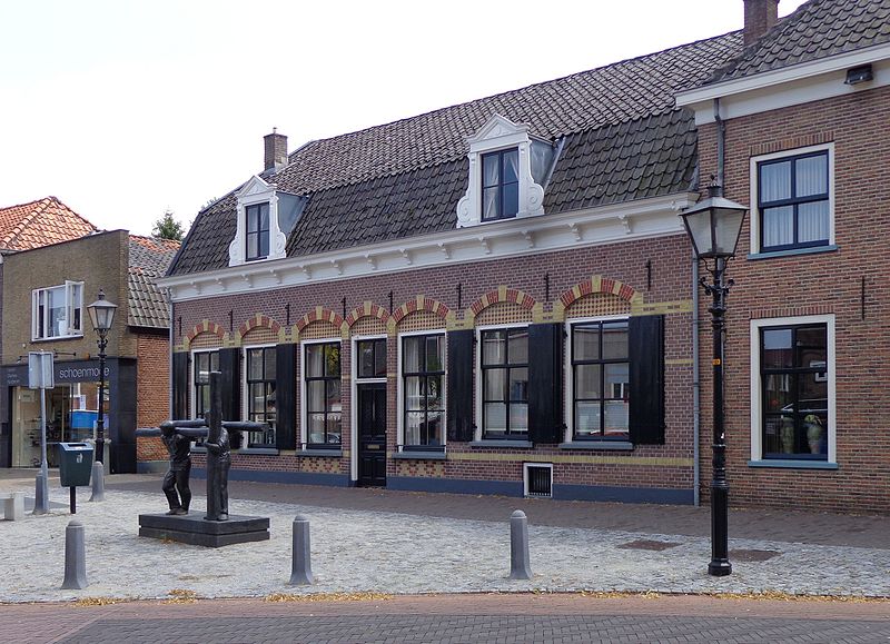 File:Scherpenzeel Dorpsstraat 178.jpg