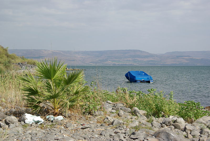 File:Sea of Galilee BW 1.jpg