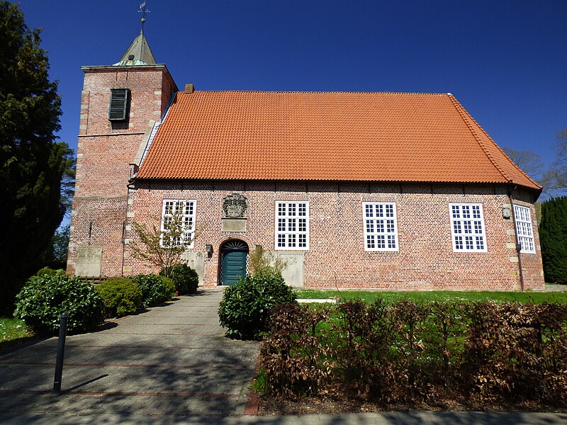 File:Seefelder Kirche von Süden.jpg